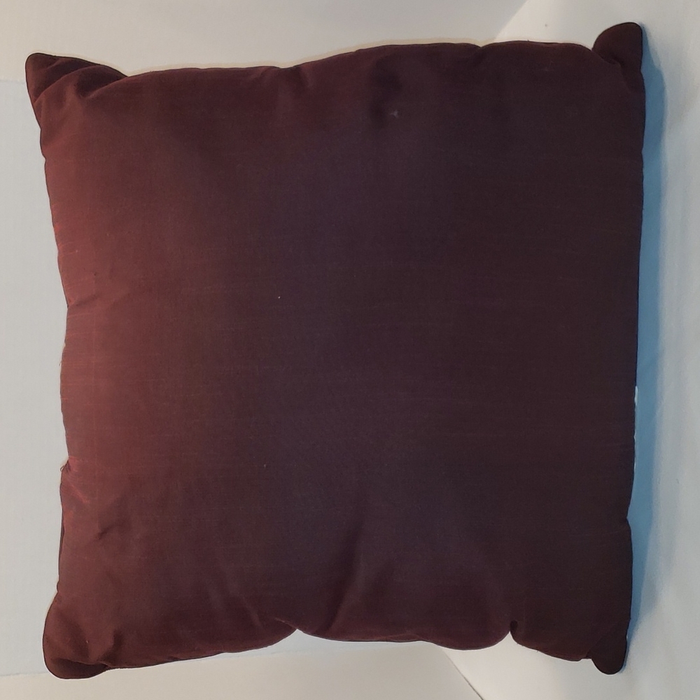 Decorative Pillow‎ - Picture 2 of 2